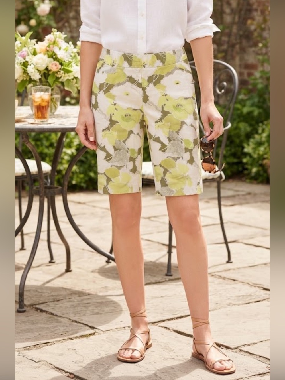 Ann Taylor floral walking shorts Bermuda’s